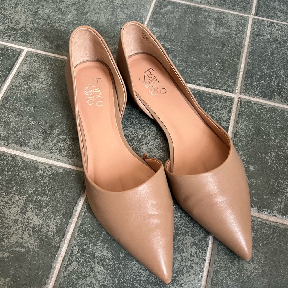 FRANCO SARTO Women’s Neiman Tan Pointed Toe D’Orsay Flats Size 8.5 M Beige Nude